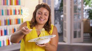 Spaghetti Carbonara | One World Kitchen | Vanessa Gianfrancesco | Gusto TV