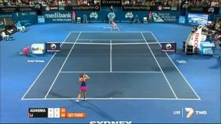 Azarenka forgets to howl