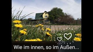 Die Sonne an meinem Haus und neuer gelber Anstrich