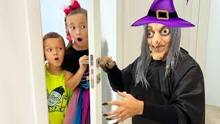 Who's at the door? Funny Escape Adventure for kids with Sofia