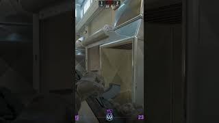 1 v 4 clutch #cs2 #cs2community #csgo #gaming #shorts