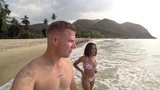 Alone with Venezuelan Girl in Paradise 