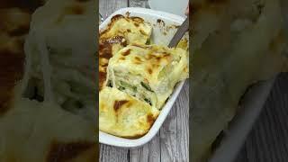 Primo piatto dal sapore molto delicato e un gran profumo! Lasagne con salmone e zucchine