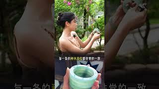 翡翠手鐲直播，戴上它，我能臭美整個夏天，種水瑩潤，好似山澗清泉。#shorts #翡翠 #翡翠玉石 #翡翠直播 #翡翠手鐲 #珠寶首飾 #jade