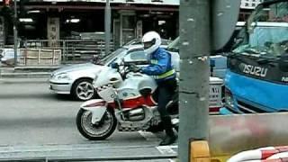 Paramedic motorcycle responding/旺角急救醫療電單車出動