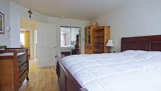 3656 Rue Belcourt, Longueuil, QC J4M 2M7