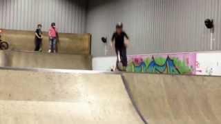 A short geeky movie of Alfie's day at The Shed - tail whips , 360s ....