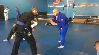 BJJ Light Round 109 (Black Belt vs Blue Belt)