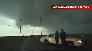 Storm Chase & Spotting - Lawton & Frederick Tornado Warned Storms -  Oklahoma - 17th April 2013