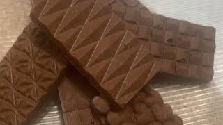 Cioccolato proteico che tutti possono mangiare senza zucchero e senza aggiunta di proteine