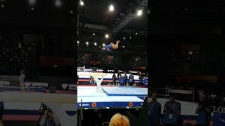 Simone Biles throwback : performing the double double dismount at 2019 Worlds on Podium Training