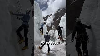 Climbers face sudden avalanche! 🫣  -   BVIRAL / redddlong