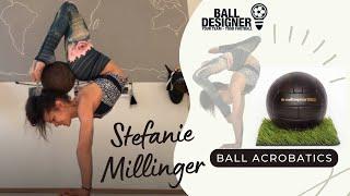 Stefanie Millinger | Fußball Akrobatik pur! Gleichtgewicht Challenge mit Natur-Lederball