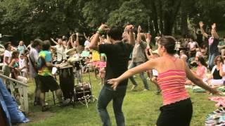 Mahaiwe Sound of Music Flashmob With David Grover July 19th, 2012