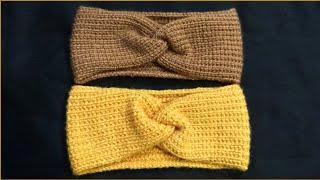 Knitting Headband with a twist | Knitting ear warmer (in Hindi)