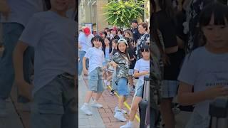 잠시만요 excuse me️ #춤추는지유 #춤추는곰돌 #잠파티티 #서이브 #댄스 #챌린지 #쇼츠 #kpop #afstarz #dance #shorts #랜덤댄스 #seoeve