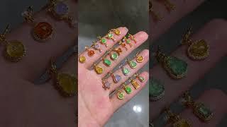#高端翡翠 #天然缅甸翡翠 #翡翠直播  今天全是炸光的小精品翡翠，翡翠买精不买多。有喜欢订阅鑫钰珠宝，直播间等您来……