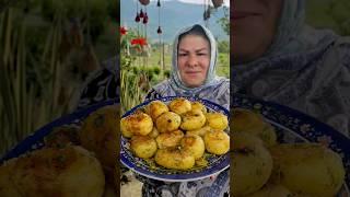 Potatoes with mushroom sauce #shortvideo #rural_family #recipe