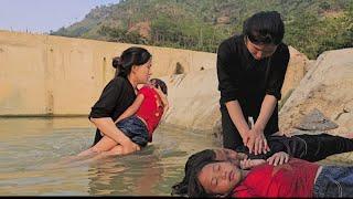 17 year old single mother living in the forest : Save Two Children & Harvesting Corn || Ly Tieu Nu