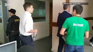 Олег Ладыков получил условный срок за удар полицейского