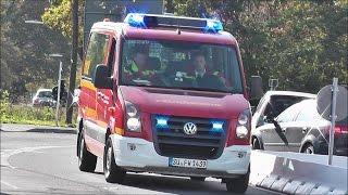 [ACHTUNG BAHNSCHRANKE!] MTF Feuerwehr + RTW MHD St. Augistin stehen mit Alarm an Bahnschranke (HD)