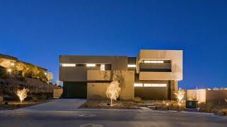 MODERN LAS VEGAS STRIP VIEW! 7740 SQFT, 6BD, DEN, LOFT, 8BA, 4CAR, GOLF & GUARD GATE COMMUNITY.