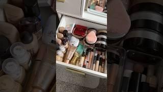 What age??? #momlife #daughter #makeup #organization #vanity #makeuphaul
