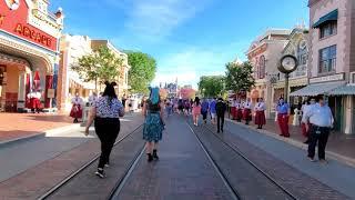 DISNEYLAND REOPENING DAY: castmember welcome on Main Street-amazing.