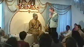 PAPAJI - Wherever you are is a Bodhi tree - 8 February 1993 P1