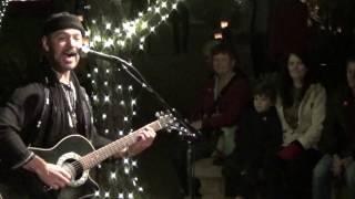 Scott Jeffers Traveler & the audience choir: Child Of The Light