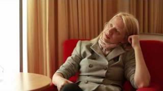Valentina Lisitsa : interview and playing Rachmaninoff/Warenberg Concerto (2/2)