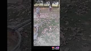 Dhanrajpur ek boy ne bolt mara