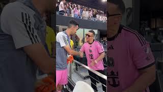 Daddy Yankee meets Suarez, Busi and Messi 