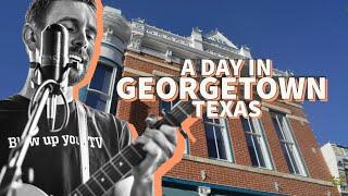 A tour of Georgetown, Texas (downtown square and live music)