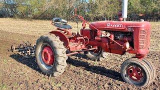 Farmall B Digging food plots