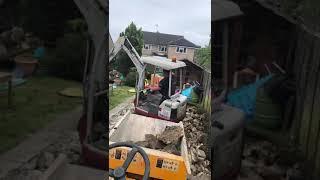 Mini Digger Hire Bournemouth https://minidiggerhirebournemouth.co.uk