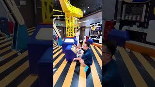 Dad took Coco to the indoor park to play!#adorably  #enrichment #baby