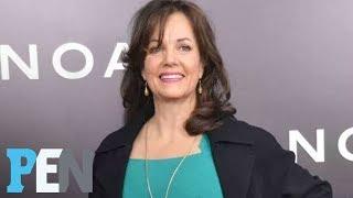 Margaret Colin Shares Pretty In Pink Details & More Stories From Career | PEN | Entertainment Weekly