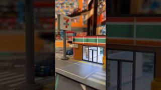 New 7eleven diorama for my hot wheels city  #hotwheels #diorama #7eleven #hotwheelscollector