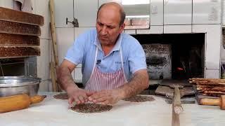 How to make Lahmacun like a Master Chef / Turkish street food Lahmacun & Turkish pizza