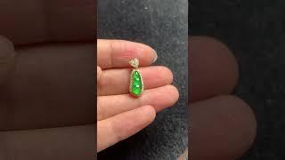 翡翠 冰陽綠福豆吊墜 起貨再來一件展示。#shorts#翡翠#jade#翡翠吊坠#翡翠掛件