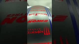Custom painting a Triumph Bonneville #shorts #custom