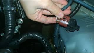 How to change headlight bulb on Toyota Aygo