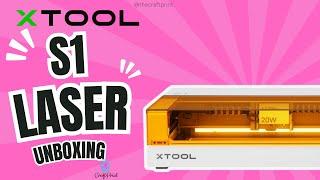 Unboxing & Setting Up xTool S1 Laser Engraver | Complete Beginner’s Guide + First Impressions