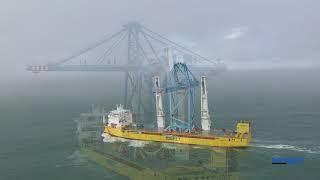 Transport STS Container Crane by BigLift Shipping's mv Happy Star