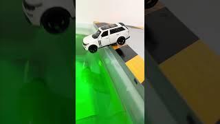 Range Rover Fall In The Water #shorts #wellycars #watercar