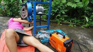 Female mechanic: Restoration start to finish - Genius girl maintenance electric lawn mower engine