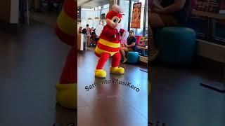 Elias vs Jollibee (signature dance) #elias #shorts #fyp‎ @everyone ‎@follow-me 