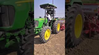 John Deree 5210 4X4 vs Maschio Sp Planter