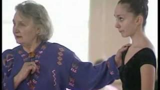 2/4 Dance lesson - Perm Ballet School documentary